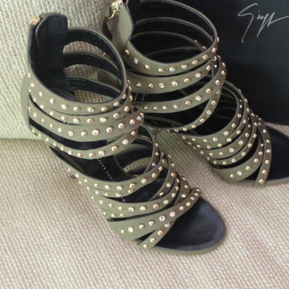 Giuseppe Zanotti NIB Stilettos $1,250 HOST PICK! - Picture 6 of 8
